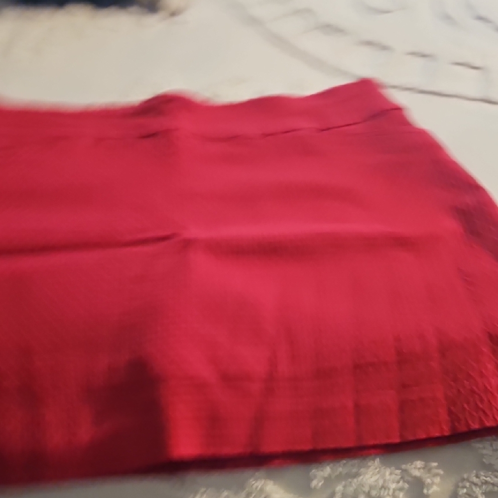 Women’s Red Knit Pencil Skort
